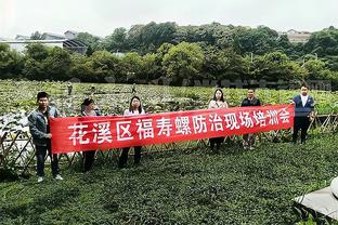 经典节目来了？利物浦夺联赛杯，克洛普上演激情农夫三拳？